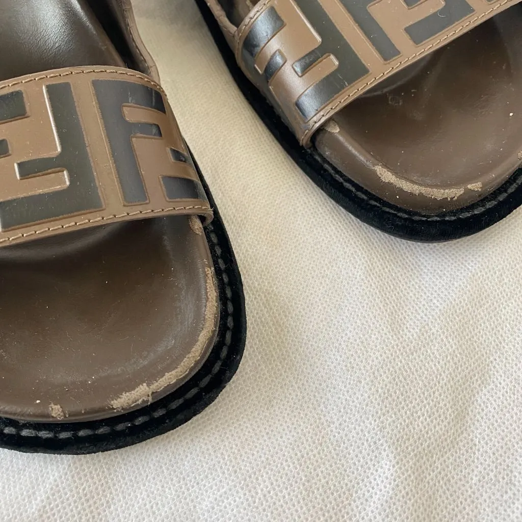 Fendi brown leather FF buckle slides, 38
