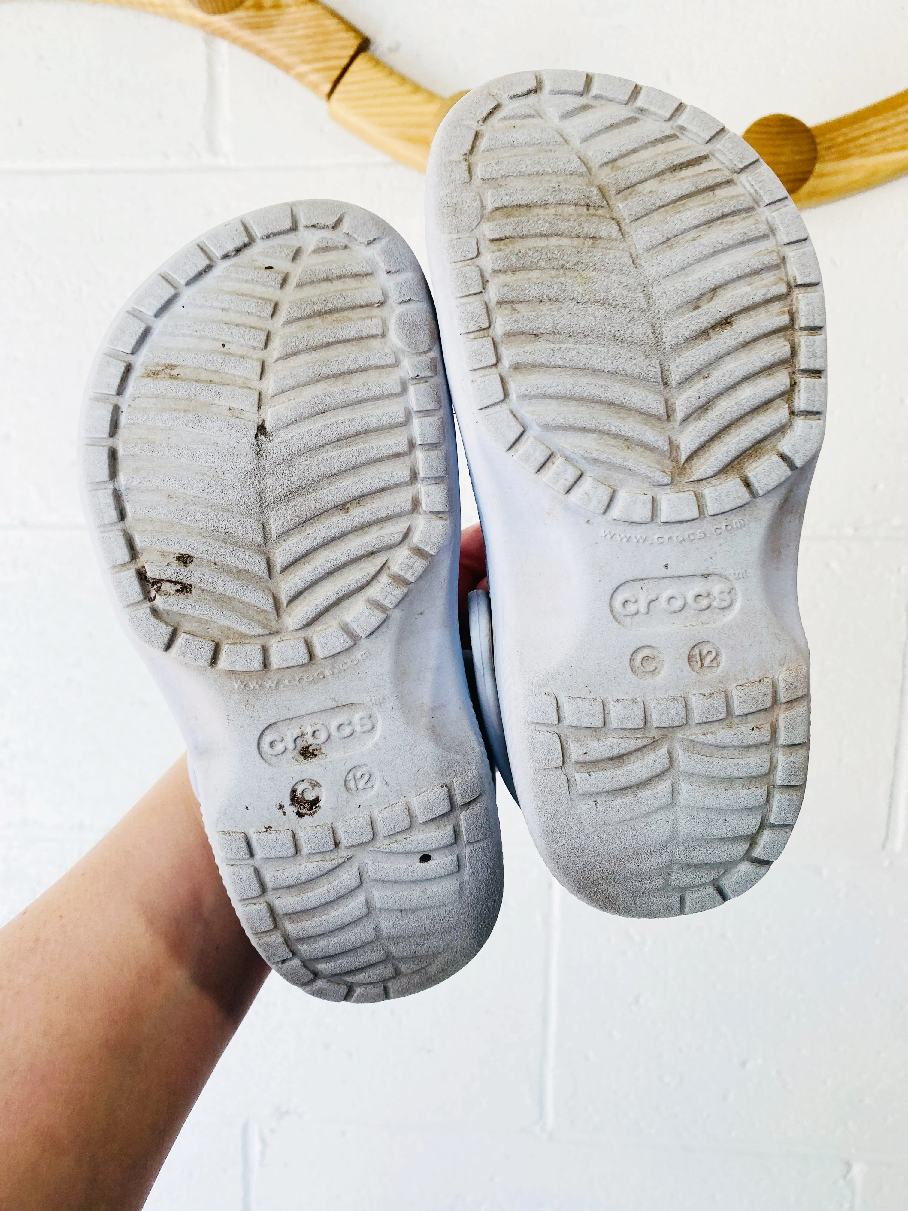 Pale Periwinkle Classic Clogs, size 12 (C12)