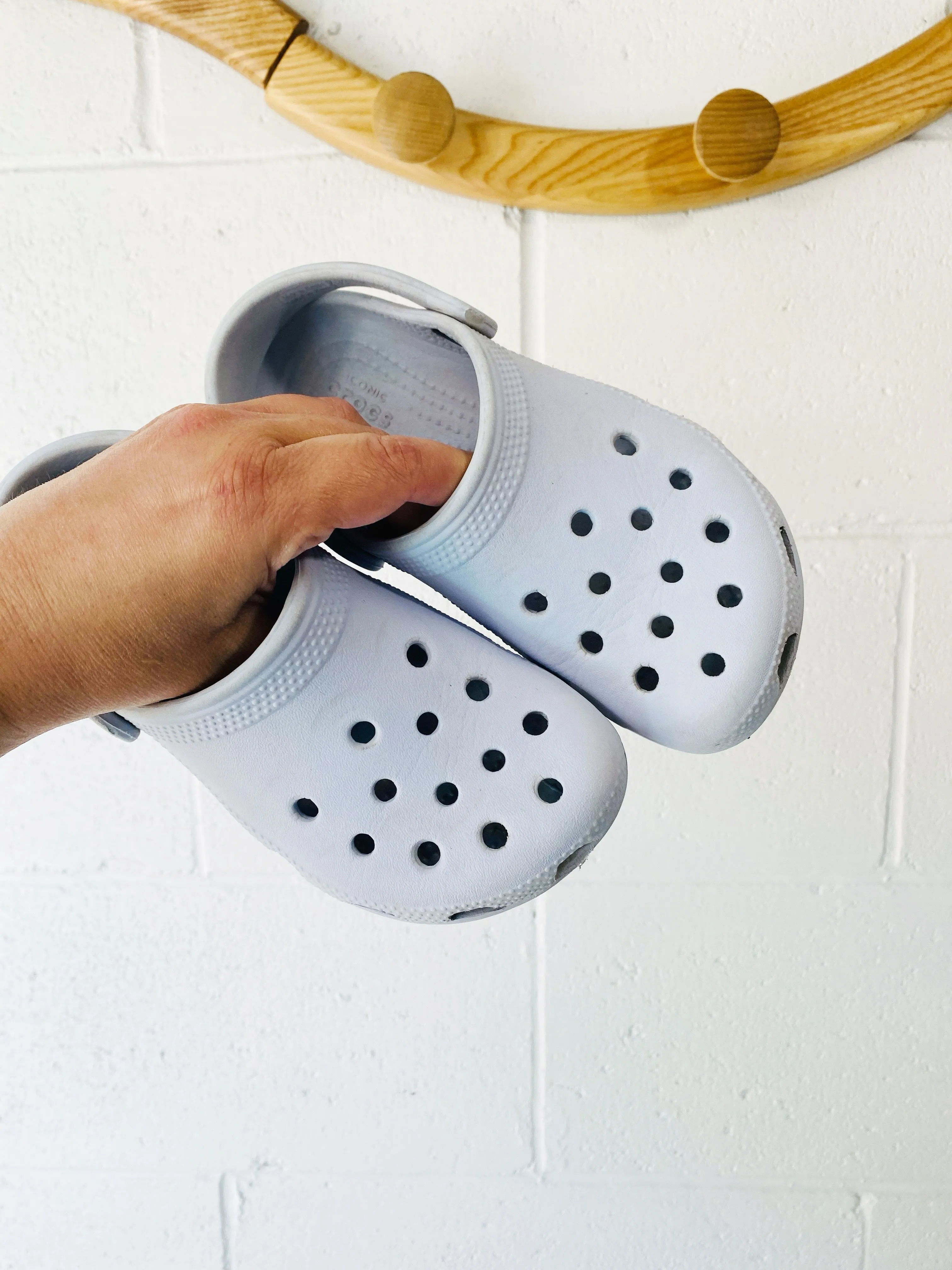 Pale Periwinkle Classic Clogs, size 12 (C12)