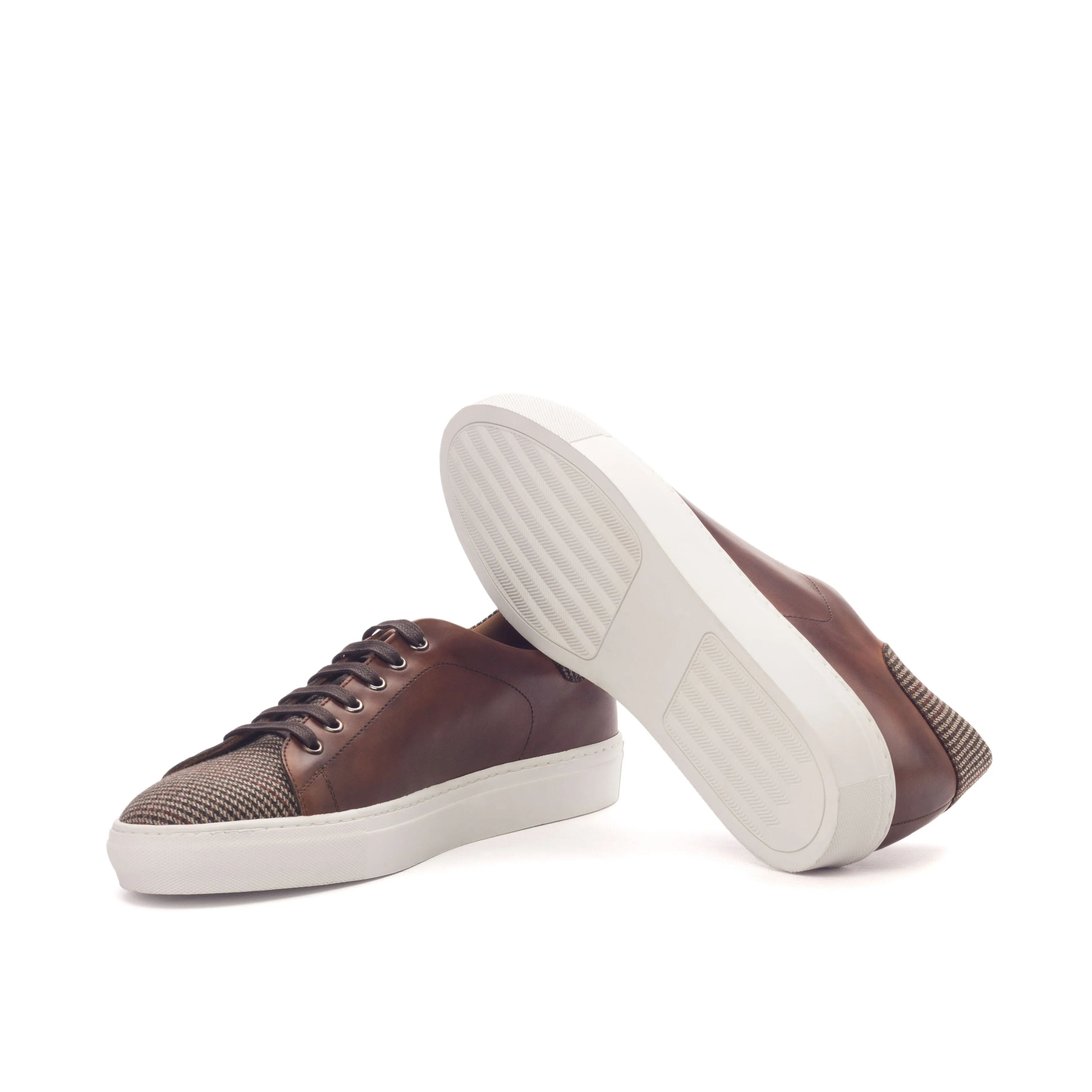 The Trainer • Brown & Tweed