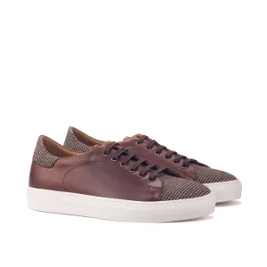 The Trainer • Brown & Tweed